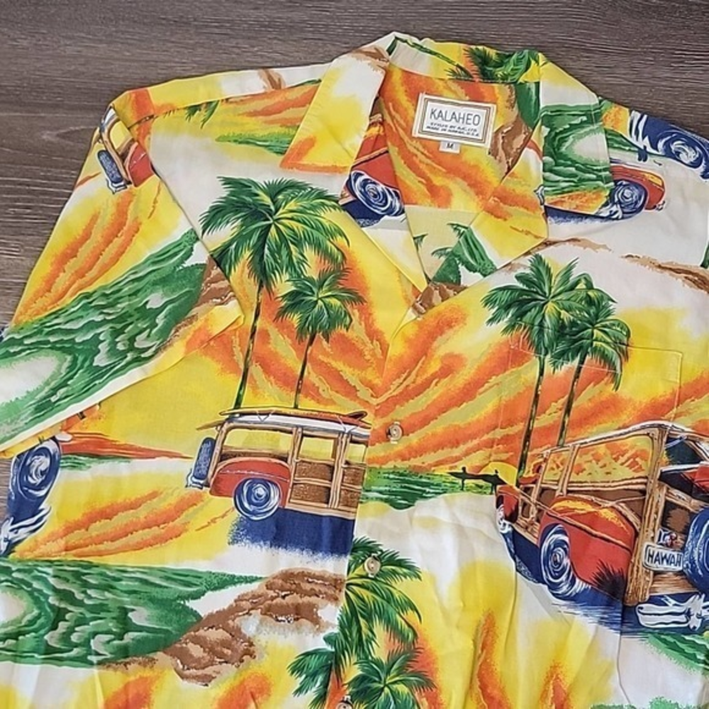 KALAHEO Men's Medium Hawaiian‎ Shirt Short-Sleeve Button-Down Classic Car